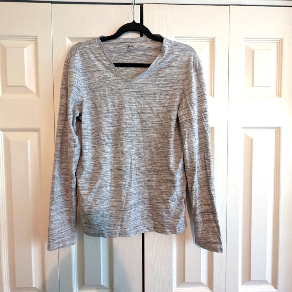 H&M V Neck Slim Fit